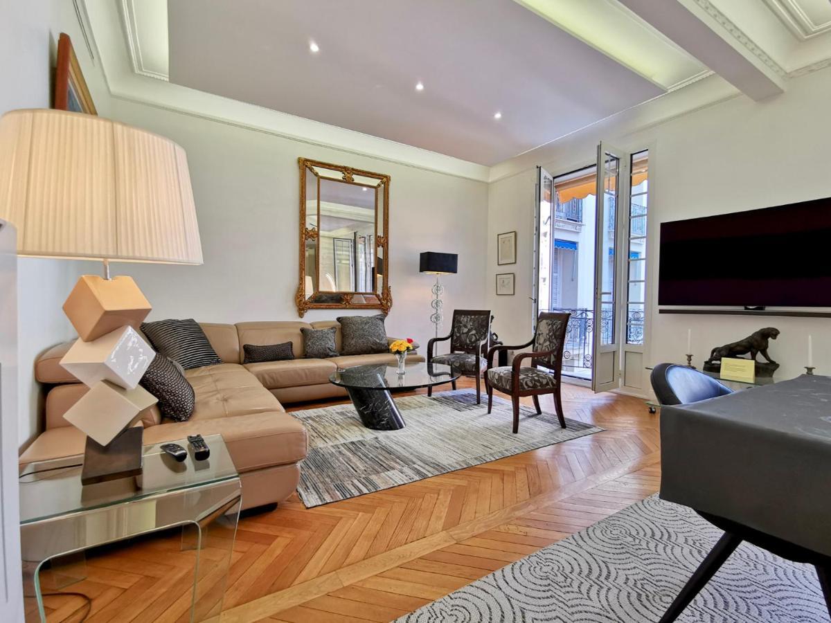 Apartment Luxury Baquis *